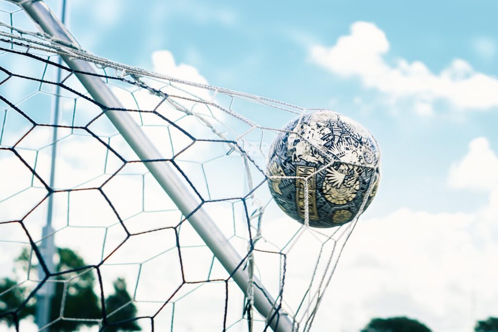 Neue Großfeldtore für den Spielbetrieb